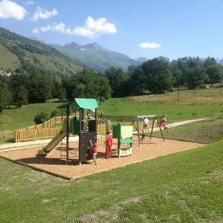 3 Etoiles - Piscine - Eehhec * Landry